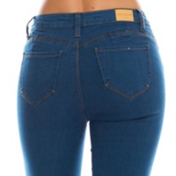 Ankle Length Skinny Jeans - Picture 4 of 4